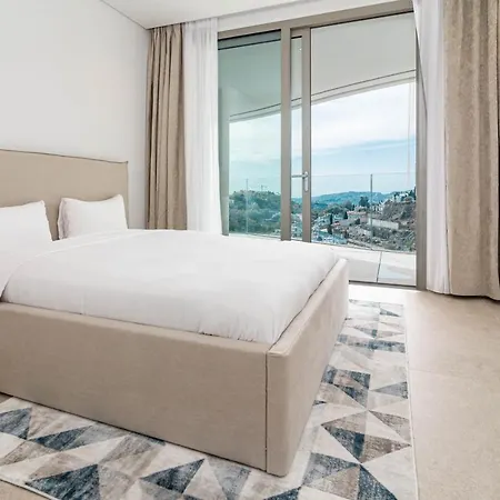 Tvb211 - Luxury Mountain Resort, By Roomservices *