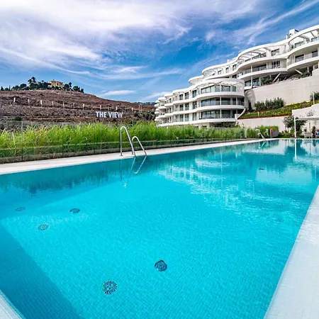 Tvb211 - Luxury Mountain Resort, By Roomservices *